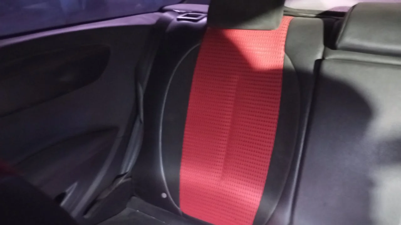 Foto de CINTURON SEGURIDAD TRASERO DERECHO CITROEN C4 COUPE 1.6 HDi CAT (9HY / DV6TED4) (109 CV / 80 KW) referencia 96871541XX