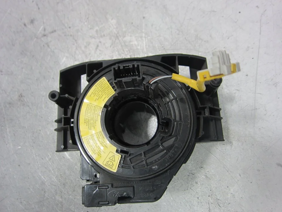 Foto de ANILLO AIRBAG FORD FIESTA (CNN) 1.5 TDCi CAT (75 CV / 55 KW) referencia 8A6T13N064AK