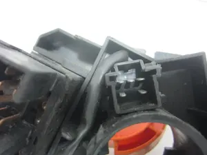 Foto de MANDO MULTIFUNCION LAND ROVER FREELANDER (LN)(01.1998) 1.8 CAT (120 CV / 88 KW) referencia 36663H foto 8