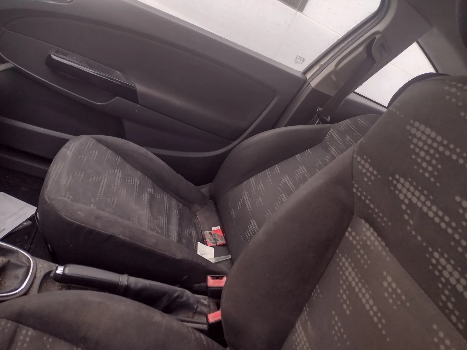 Foto de AIRBAG LATERAL DERECHO OPEL CORSA D 1.3 16V CDTI (75 CV / 55 KW) referencia 13213585