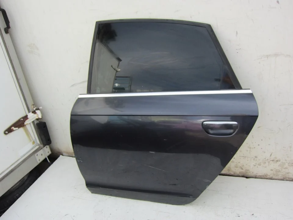 Foto de ELEVALUNAS TRASERO IZQUIERDO AUDI A6 BERLINA (4F2) 4.2 V8 40V (335 CV / 246 KW)