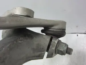 Foto de BRAZO SUSPENSION SUPERIOR DELANTERO IZQUIERDO PORSCHE MACAN (95BA) referencia 8K0505P foto 2