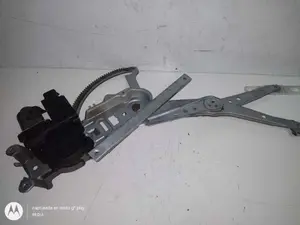 Foto de ELEVALUNAS DELANTERO IZQUIERDO OPEL CORSA C 1.3 16V CDTI CAT (Z 13 DT / LN9) (69 CV / 51 KW) referencia 13222283 foto 2