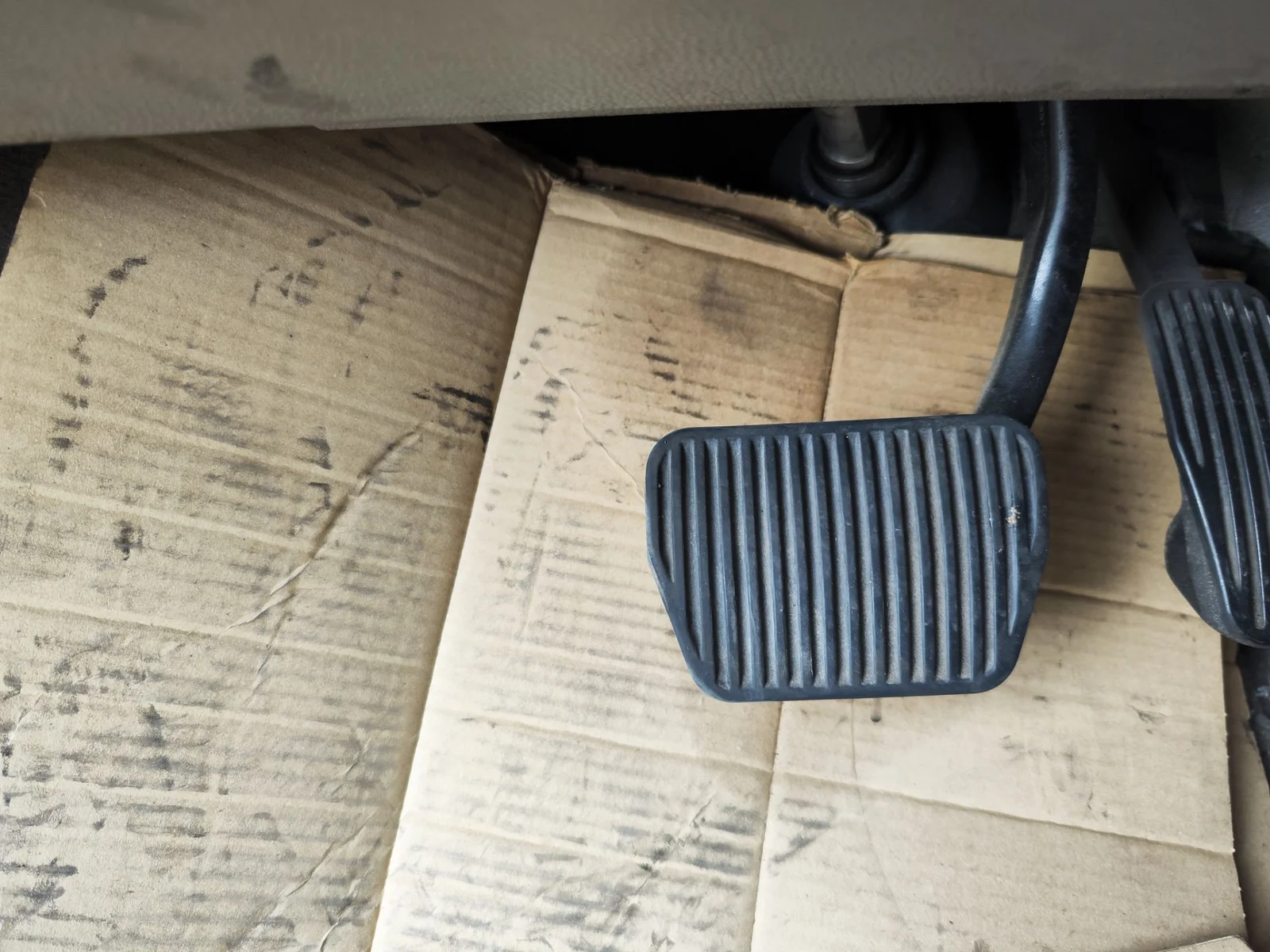 Foto de PEDAL FRENO VOLVO S80 BERLINA 2.4 Diesel (131 CV / 96 KW)