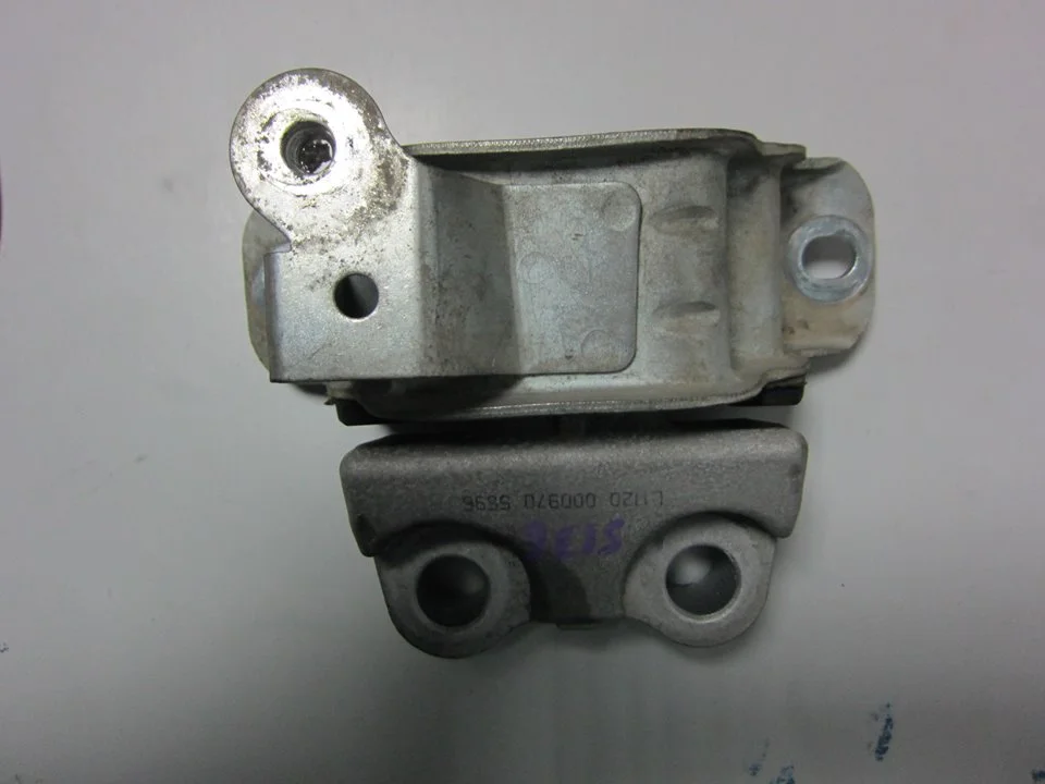 Foto de SOPORTE MOTOR IZQUIERDO FIAT 500L (330) 1.3 16V JTD CAT (84 CV / 62 KW) referencia 55702833