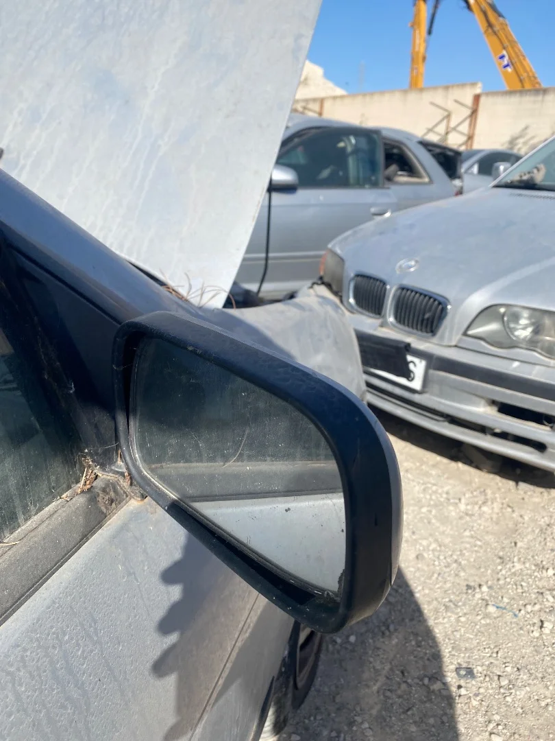 Foto de RETROVISOR DERECHO NISSAN ALMERA (N15) 2.0 Diesel (75 CV / 55 KW)