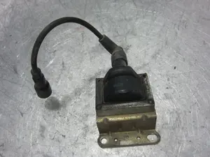 Foto de BOBINA ENCENDIDO OPEL CORSA B referencia 90449739 foto 4