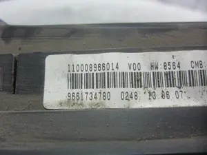 Foto de CUADRO INSTRUMENTOS CITROEN XSARA PICASSO 1.6 16V HDi (90 CV / 66 KW) referencia 9661734780 foto 3