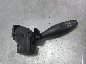Foto de MANDO LIMPIA FORD FIESTA (CBK) 1.4 TDCi CAT (68 CV / 50 KW) referencia 2S6T17A553AA