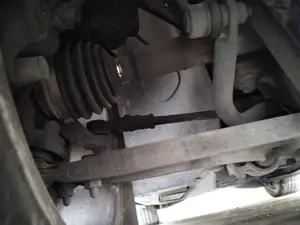Foto de BRAZO SUSPENSION DELANTERO DERECHO SEAT ALTEA (5P1) 1.9 TDI (105 CV / 77 KW)