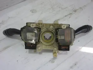 Foto de MANDO MULTIFUNCION HYUNDAI MATRIX (FC) 1.6 CAT (103 CV / 76 KW) referencia 9340017260 foto 4