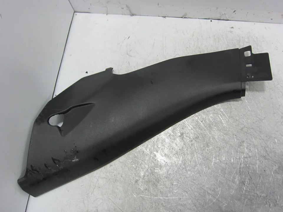 Foto de MOLDURA PORSCHE CAYENNE (TIPO 92A) referencia 7P0867765D