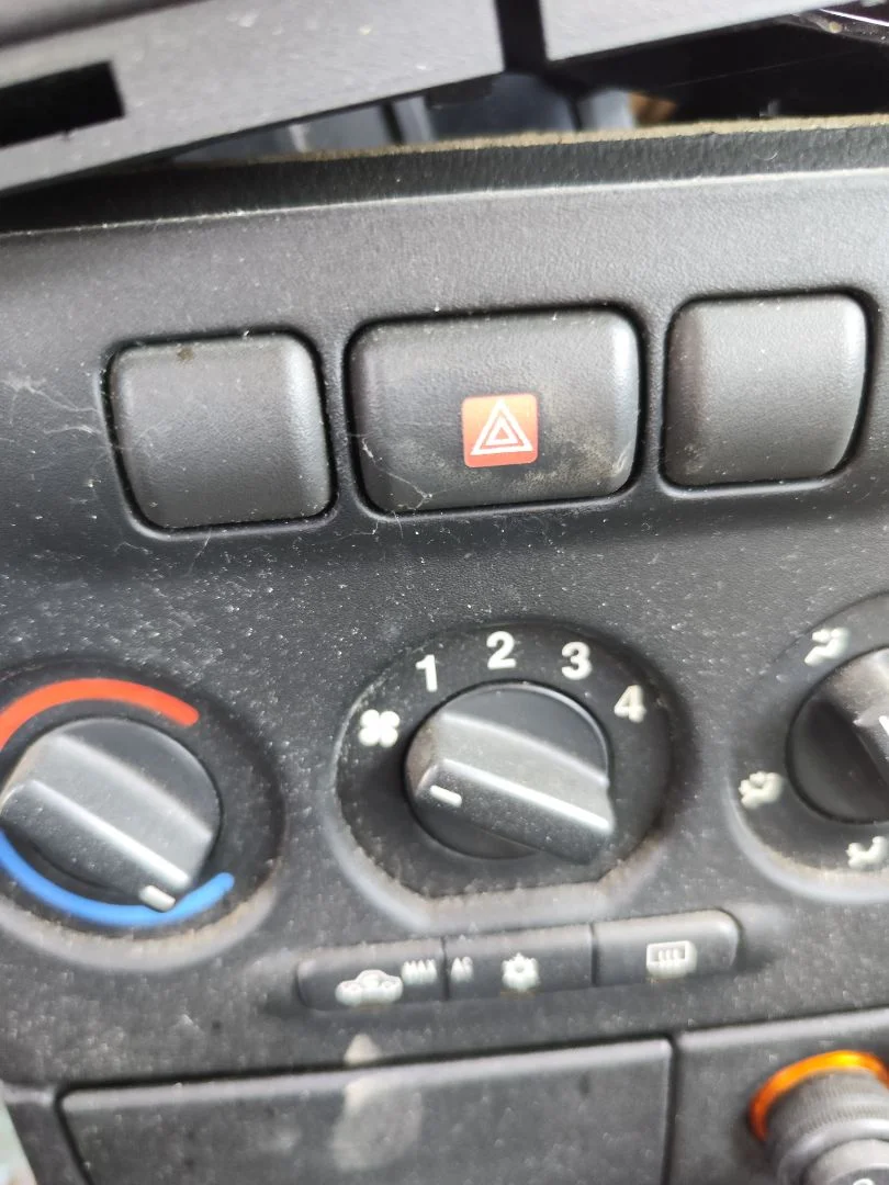 Foto de WARNING OPEL ZAFIRA A 1.6 16V (101 CV / 74 KW)