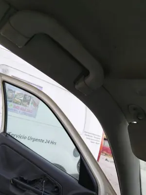 Foto de ASIDERO TECHO DELANTERO IZQUIERDO SEAT IBIZA (6K1) 1.9 TDI (90 CV / 66 KW)
