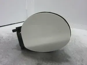 Foto de TAPA EXTERIOR COMBUSTIBLE BMW SERIE 1 BERLINA 5P (F20) 2.0 Turbodiesel (116 CV / 85 KW) referencia 7238095 foto 1