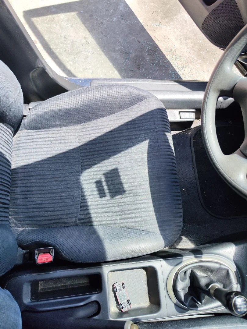 Foto de ASIENTO DELANTERO IZQUIERDO HONDA CIVIC AERODECK (MB/MC) 1.6 CAT (D 16 B 2) (116 CV / 85 KW)
