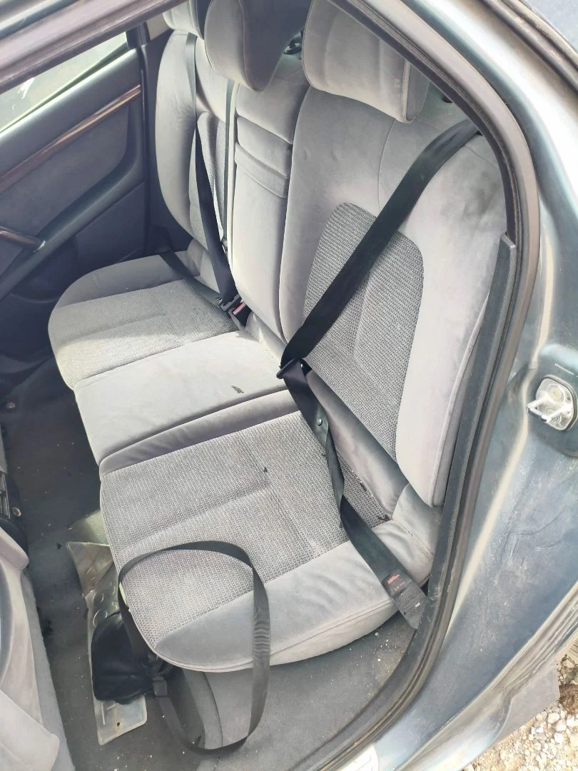 Foto de ASIENTOS TRASERO IZQUIERDO PEUGEOT 407 SW 2.0 16V HDi FAP CAT (RHR / DW10BTED4) (136 CV / 100 KW)