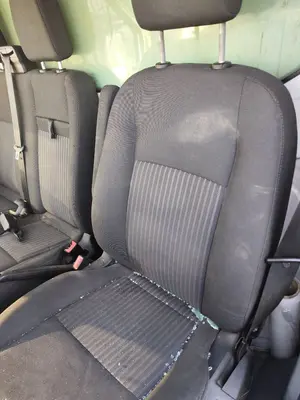 Foto de ASIENTO DELANTERO IZQUIERDO FORD TRANSIT CHASIS CABINA (TTG) 2.0 TDCi CAT (170 CV / 125 KW) foto 2