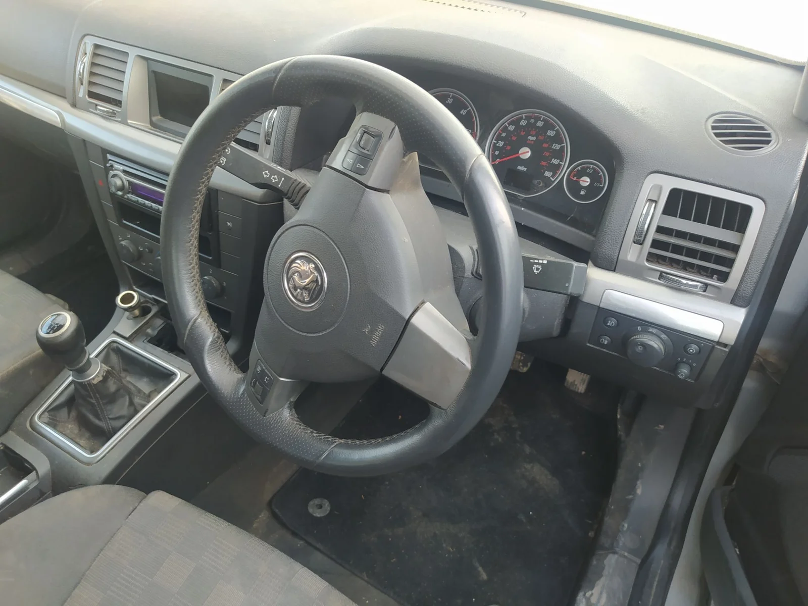 Foto de MANDO LUCES OPEL VECTRA C CARAVAN 2.2 16V CAT (Z 22 YH / LCH) (155 CV / 114 KW) referencia 24454625