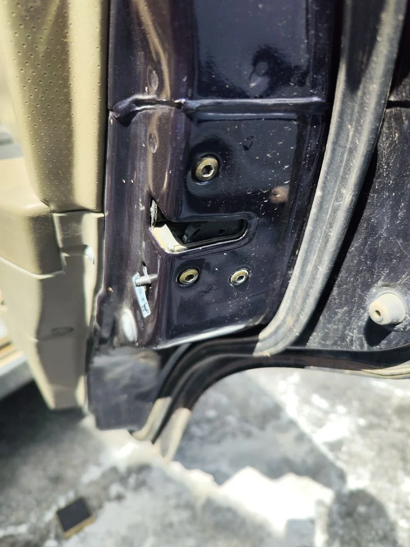 Foto de CERRADURA PUERTA TRASERA DERECHA HYUNDAI SANTA FE (SM) 2.4 CAT (146 CV / 107 KW)