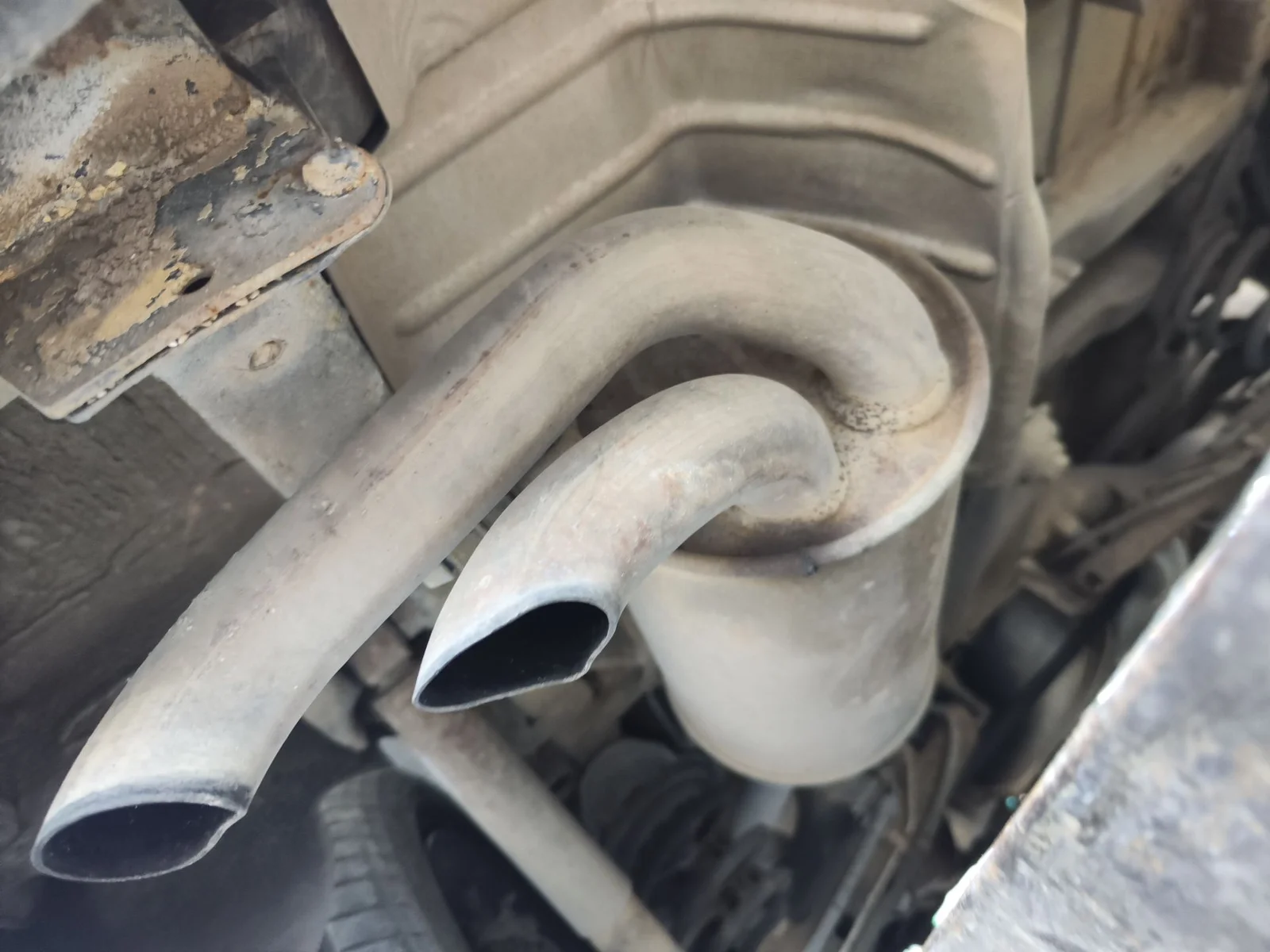 Foto de SILENCIADOR TRASERO SEAT ALHAMBRA (7V9) 1.9 TDI (116 CV / 85 KW)