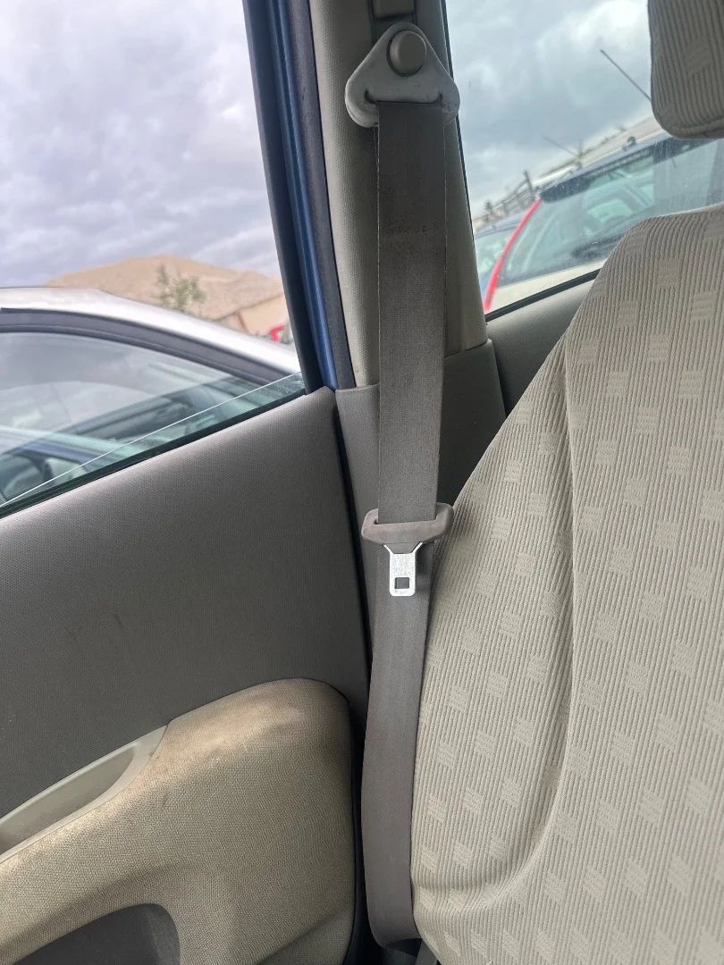Foto de CINTURON SEGURIDAD DELANTERO DERECHO NISSAN MICRA (K12E) 1.2 CAT (65 CV / 48 KW)