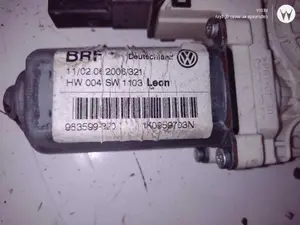 Foto de MOTOR ELEVALUNAS TRASERO IZQUIERDO SEAT LEON (1P1) 1.9 TDI (105 CV / 77 KW) referencia 1K0959703N foto 3