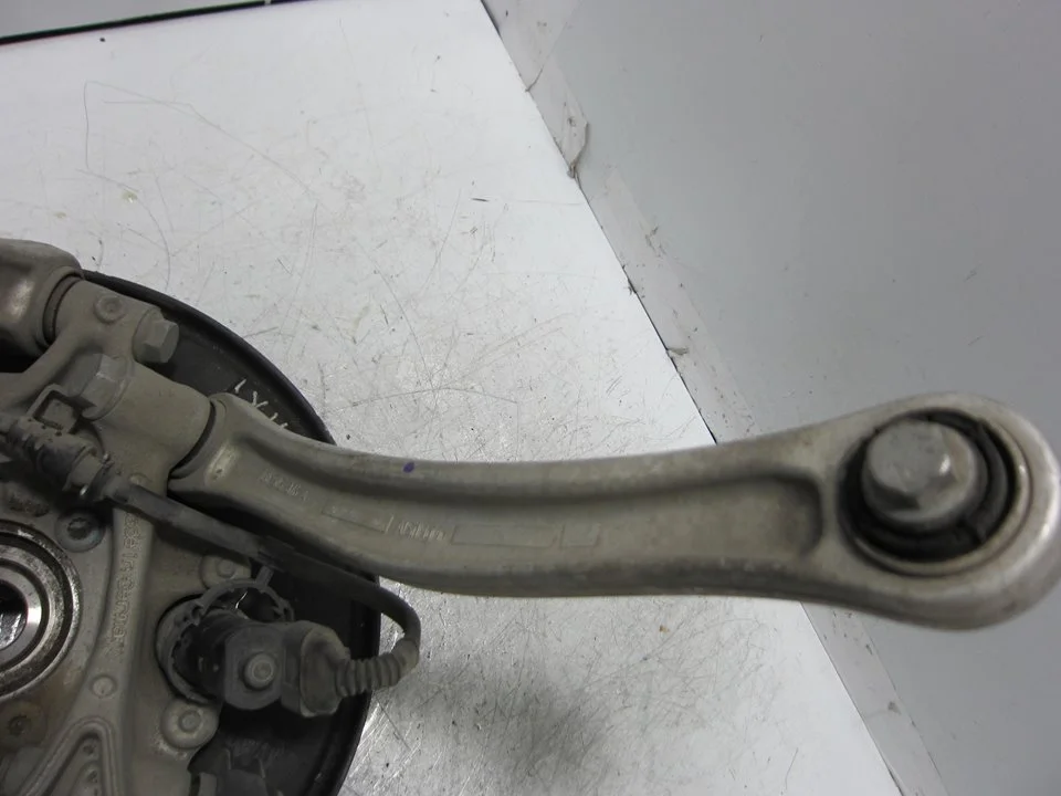 Foto de BRAZO SUSPENSION SUPERIOR TRASERO DERECHO PORSCHE CAYENNE (TIPO 92A) referencia 7L0505376A