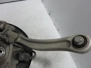 Foto de BRAZO SUSPENSION SUPERIOR TRASERO DERECHO PORSCHE CAYENNE (TIPO 92A) referencia 7L0505376A foto 1
