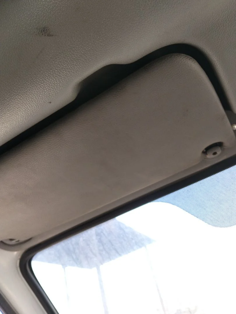 Foto de PARASOL IZQUIERDO RENAULT KANGOO I (F/KC0) 1.9 dCi Diesel CAT (84 CV / 62 KW)