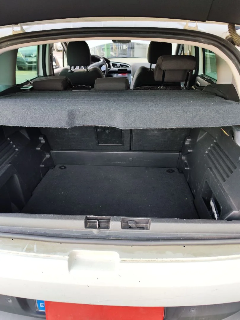 Foto de BANDEJA TRASERA PEUGEOT 3008 1.6 Blue-HDI FAP (120 CV / 88 KW)