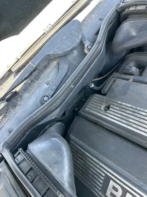 Foto de MOTOR LIMPIA DELANTERO BMW SERIE 5 TOURING (E39) 2.0 24V (150 CV / 110 KW)