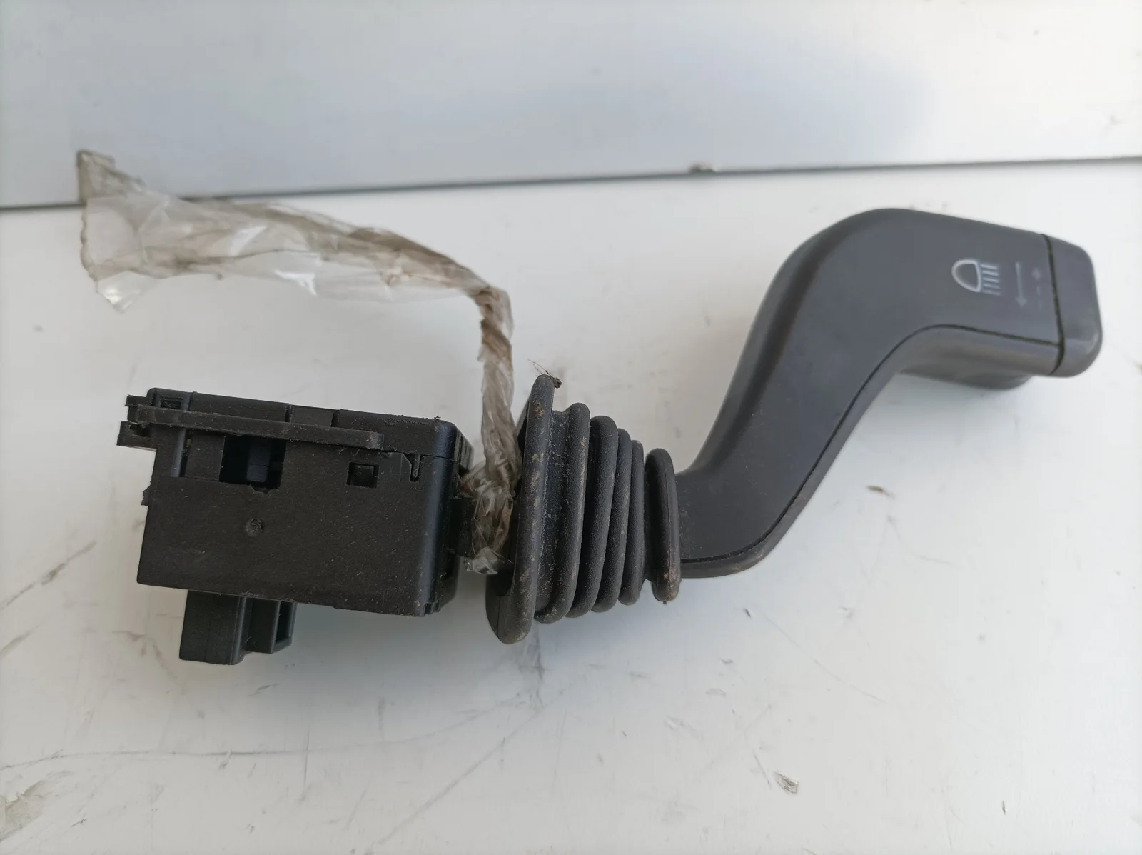 Foto de MANDO INTERMITENTES OPEL CORSA C referencia 09185413