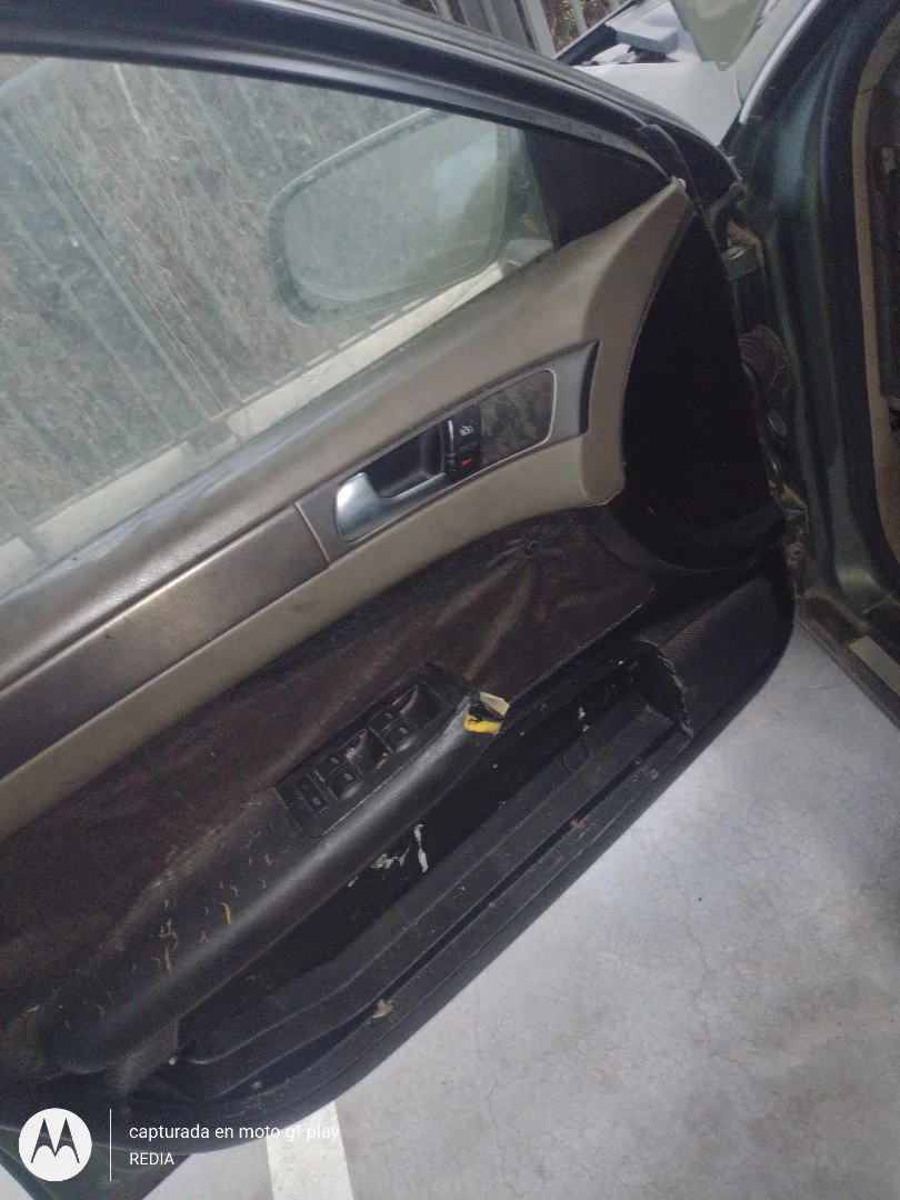 Foto de CENTRALITA CONFORT AUDI A6 BERLINA (4B2) 1.9 TDI (131 CV / 96 KW)