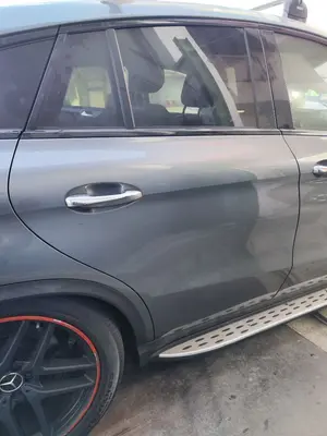 Foto de PUERTA TRASERA DERECHA MERCEDES-BENZ CLASE GLE (BM 292) COUPE 3.0 CAT (390 CV / 287 KW)
