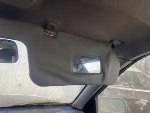 Foto de PARASOL DERECHO NISSAN ALMERA (N15) 2.0 Diesel (75 CV / 55 KW) foto 2