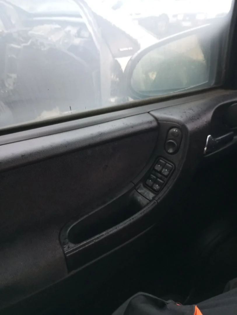 Foto de ELEVALUNAS DELANTERO IZQUIERDO OPEL ZAFIRA A 2.0 DTI (101 CV / 74 KW)