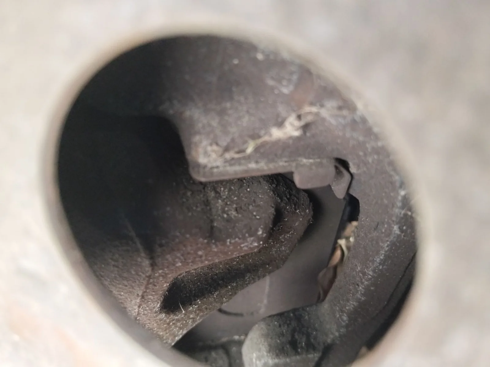 Foto de PINZA DE FRENO DELANTERA IZQUIERDA RENAULT SCENIC I (JA...) 1.9 dCi Diesel CAT (102 CV / 75 KW) referencia 7701205832