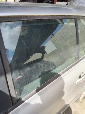 Foto de LUNA TRASERA IZQUIERDA RENAULT MEGANE II GRANDTOUR 1.5 dCi Diesel CAT (86 CV / 63 KW)