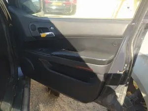 Foto de GUARNECIDO PUERTA DELANTERA DERECHA SSANGYONG ACTYON 2.0 TD CAT (141 CV / 104 KW)