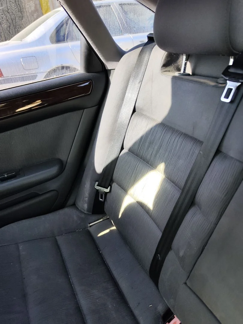 Foto de CINTURON SEGURIDAD TRASERO DERECHO AUDI A6 BERLINA (4B2) 2.4 V6 30V (165 CV / 121 KW)