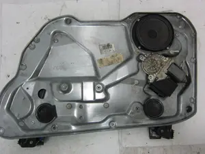 Foto de ELEVALUNAS DELANTERO DERECHO SEAT CORDOBA BERLINA (6L2) 1.9 TDI (101 CV / 74 KW) referencia 6L4837756N