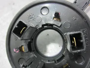 Foto de ANILLO AIRBAG FORD FIESTA BERLINA (DX) 1.3 CAT (60 CV / 44 KW) referencia YS6T14A664AB foto 3