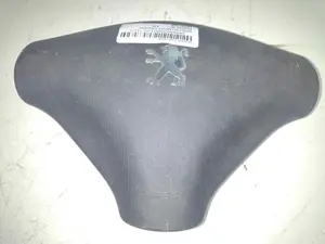 Foto de AIRBAG DELANTERO IZQUIERDO PEUGEOT 107 referencia E8XN0118690
