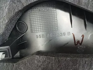 Foto de MOLDURA PORSCHE MACAN (95BA) referencia 95B867239B foto 2
