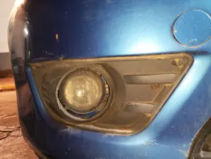 Foto de FARO ANTINIEBLA DERECHO FORD FIESTA (CBK) 1.25 16V CAT (69 CV / 51 KW) foto 2