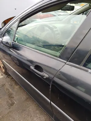 Foto de PUERTA DELANTERA IZQUIERDA PEUGEOT 407 2.0 16V HDi FAP CAT (RHR / DW10BTED4) (136 CV / 100 KW)