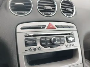 Foto de SISTEMA AUDIO / RADIO CD PEUGEOT 308 SW 2.0 16V HDi FAP CAT (RHR / DW10BTED4) (136 CV / 100 KW)