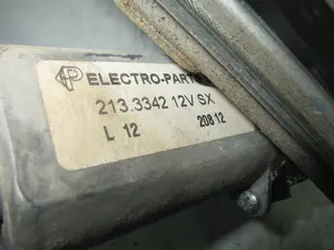 Foto de ELEVALUNAS DELANTERO DERECHO SEAT IBIZA (6K1) 1.4 (60 CV / 44 KW) referencia 2133342 foto 3
