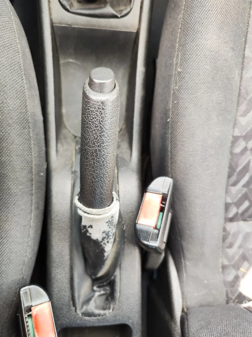 Foto de PALANCA FRENO OPEL ASTRA G BERLINA 2.2 16V DTI CAT (Y 22 DTR / L50) (125 CV / 92 KW) referencia 90538480